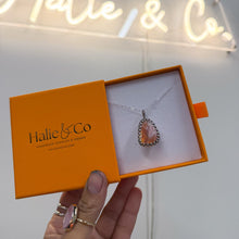 Load image into Gallery viewer, Pendant Making Workshops- Learn Jewelry Design & Silversmithing