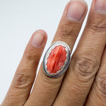 Load image into Gallery viewer, Spiny Oyster Classic Ring | Size 5