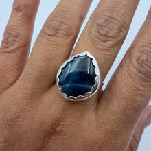 Load image into Gallery viewer, Apatite Mini Hammered Ring | Size 8.5