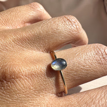 Load image into Gallery viewer, Labradorite Thin Band Ring | Size 10.5
