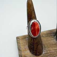 Load image into Gallery viewer, Spiny Oyster Classic Ring | Size 5
