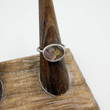 Load image into Gallery viewer, Abalone Twisted Ring | Size 6.5
