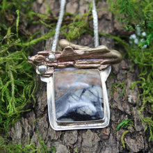 Load image into Gallery viewer, Sterling Silver and Picture Slag Necklace with Broomstick Casting

