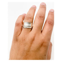 Load image into Gallery viewer, Sterling Silver Spinner Ring
