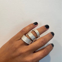 Load image into Gallery viewer, Lace Sterling Silver Ring
