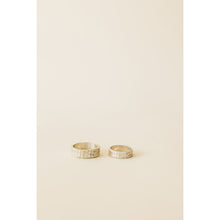 Load image into Gallery viewer, Snake Pattern Sterling Silver Ring
